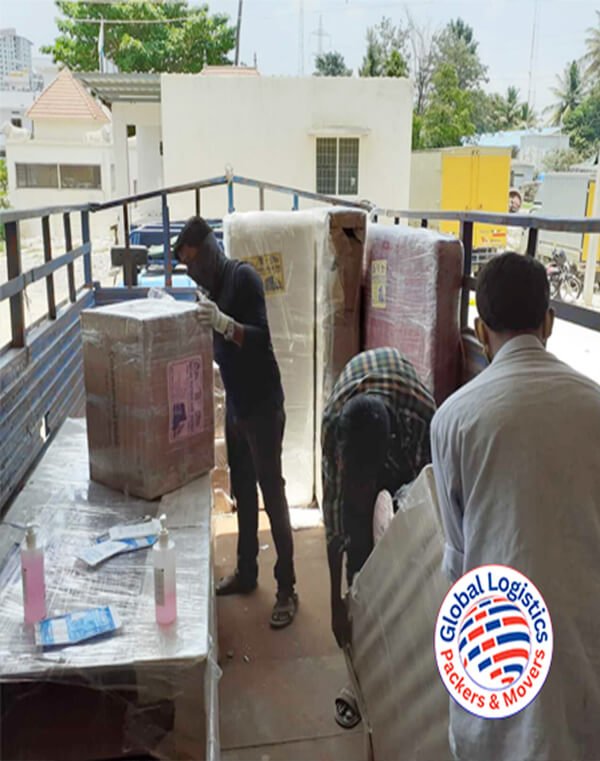 packing Global Logistic